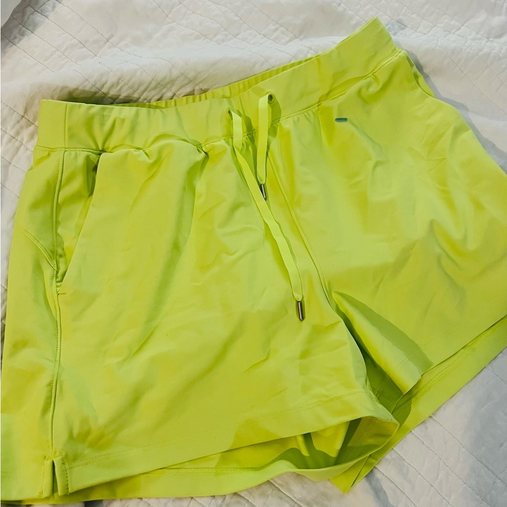 Old Navy Women's Vibrant Lime Athletic Shorts